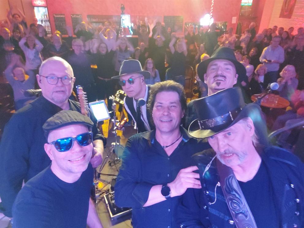 Abschlussfoto Katakomben Theater